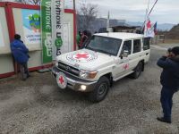BQXK-ya məxsus 6 avtomobil Laçın yolundan keçib (FOTO)