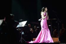 Yüksək opera sənətinin və modanın füsunkar harmoniyası - Heydər Əliyev Mərkəzinin 8 mart hədiyyəsi (FOTO)