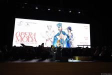 Yüksək opera sənətinin və modanın füsunkar harmoniyası - Heydər Əliyev Mərkəzinin 8 mart hədiyyəsi (FOTO)