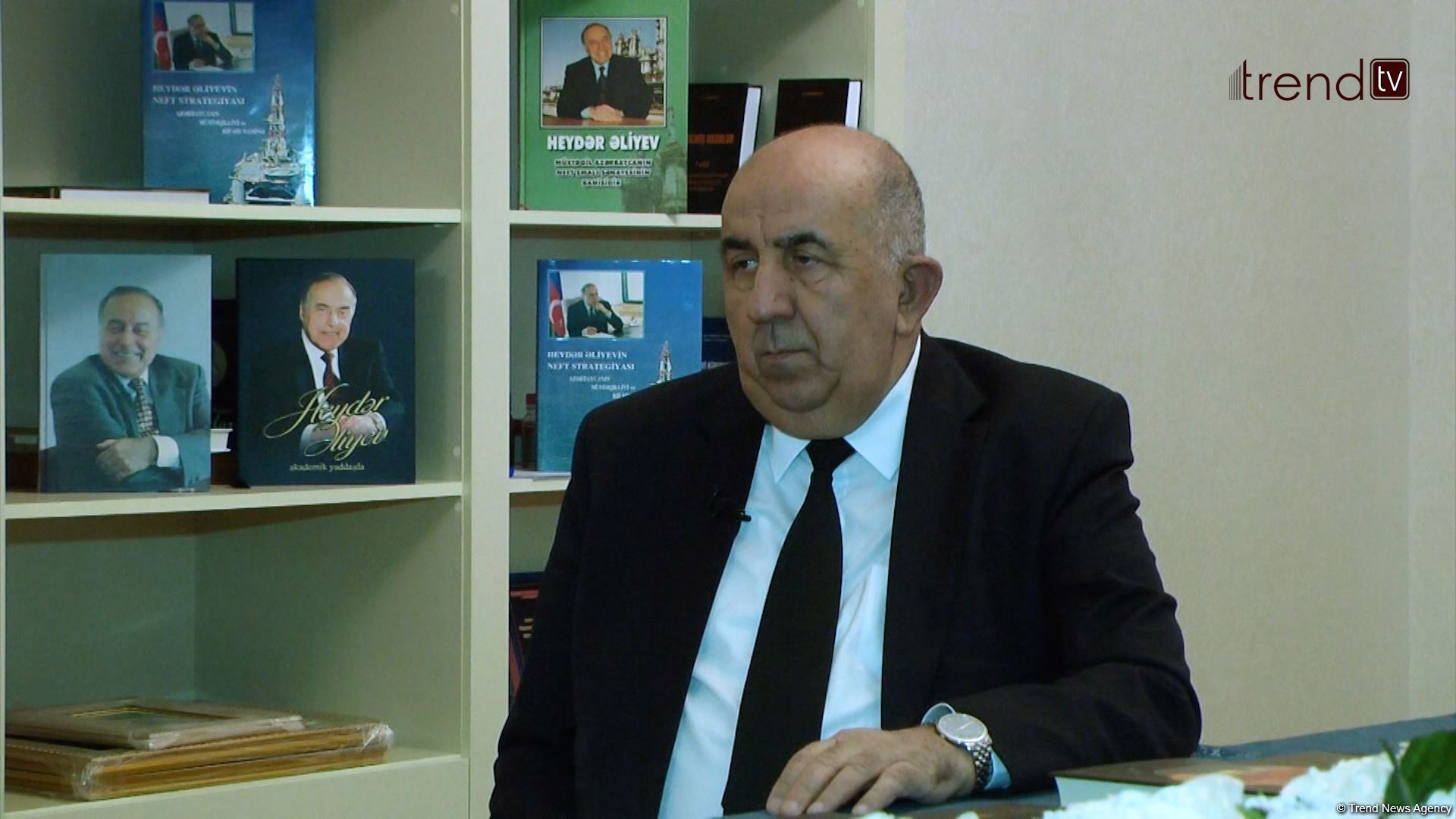 Heydər Əliyev dövlətimizin nüfuzunu artırmaq üçün əvəzsiz işlər görüb - Akademik Vaqif Abbasov (FOTO/VİDEO)
