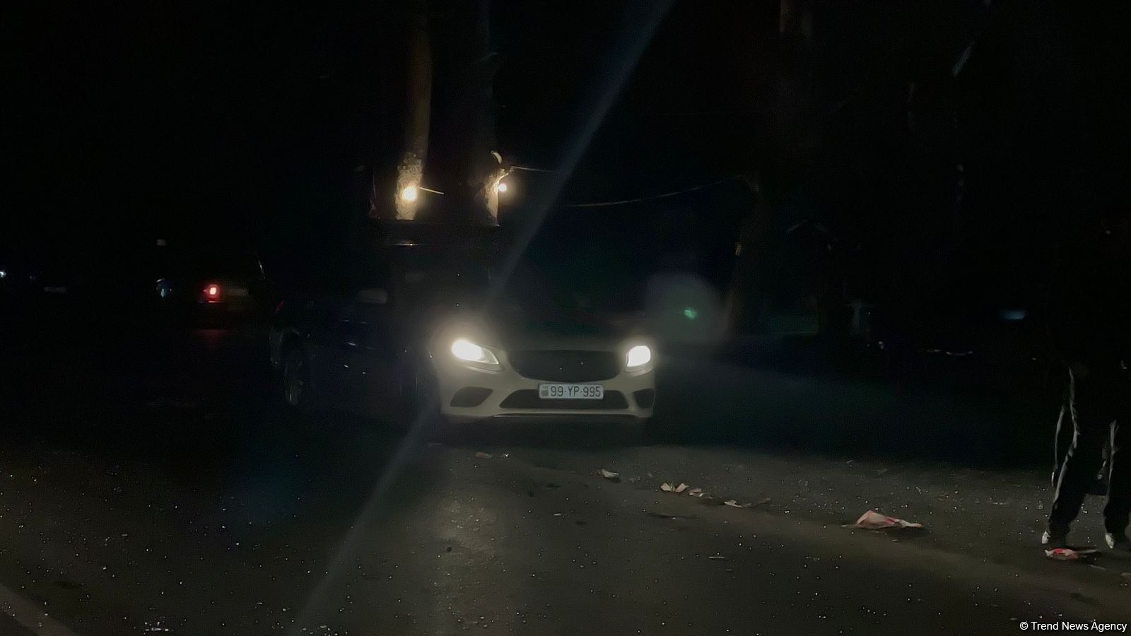 Bərdədə ağır yol qəzası baş verib, xəsarət alan var (FOTO)