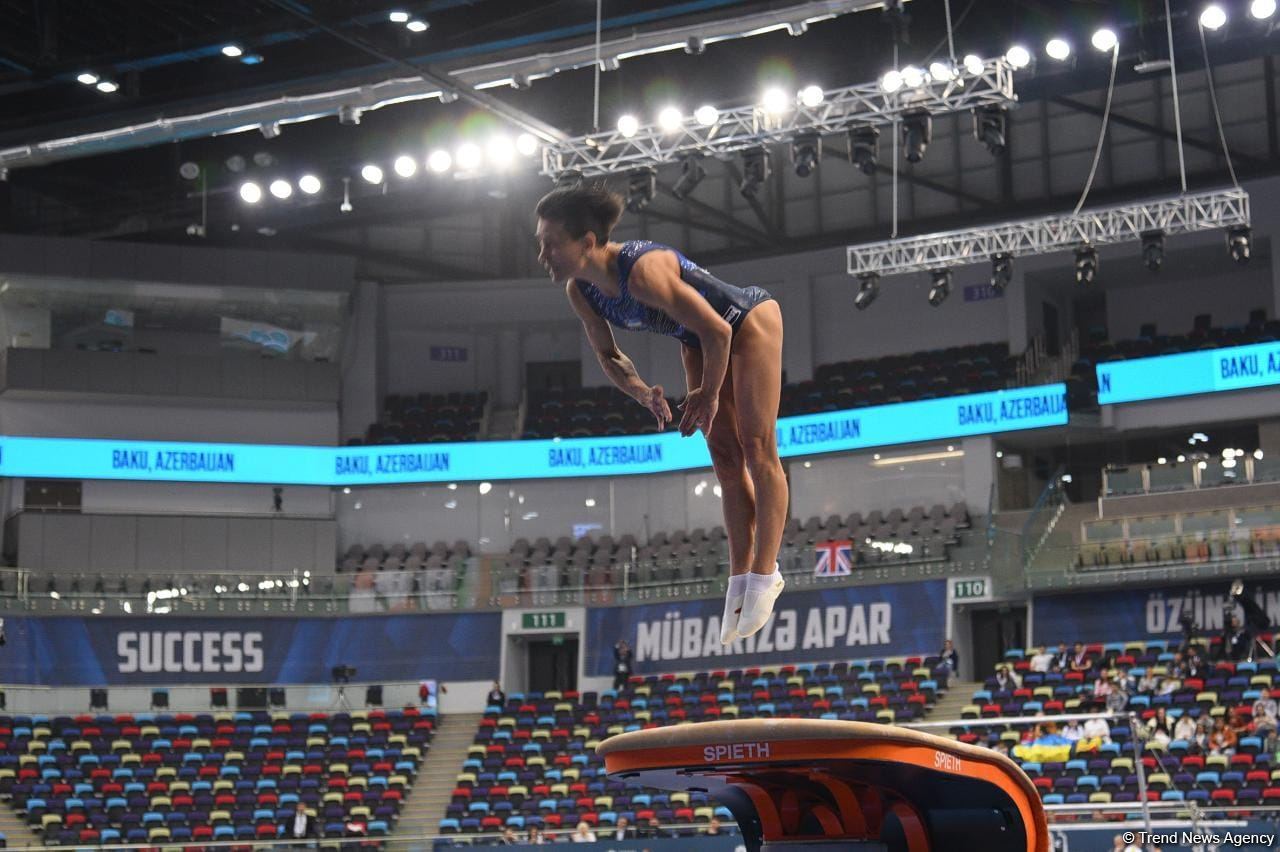 Bakıda idman gimnastikası üzrə FIG Dünya Kubokunun üçüncü gününə start verilib (FOTO)