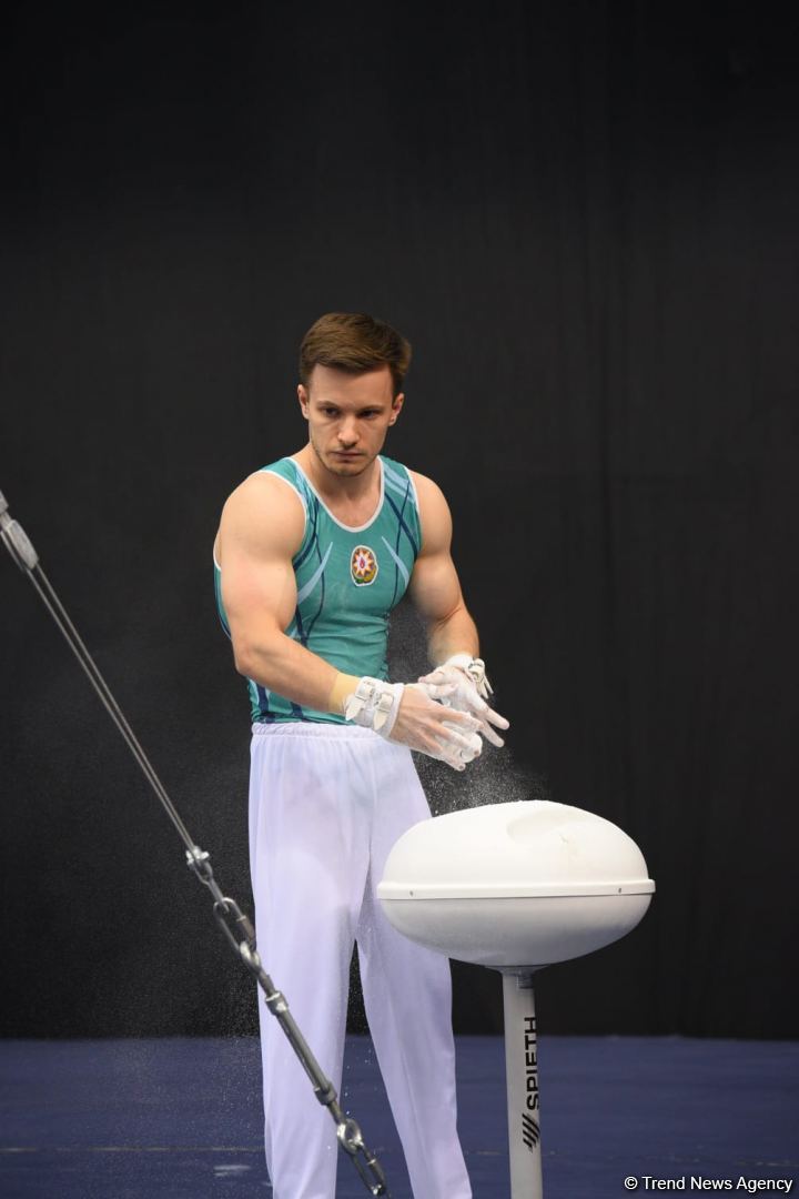 FIG Dünya Kuboku: Azərbaycanlı gimnast halqalarla hərəkət üzrə qızıl medal qazanıb (FOTO)