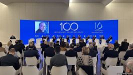 Bakıda “Heydər Əliyev 100: Həyatı və irsi” adlı tədbir keçirilir (FOTO)