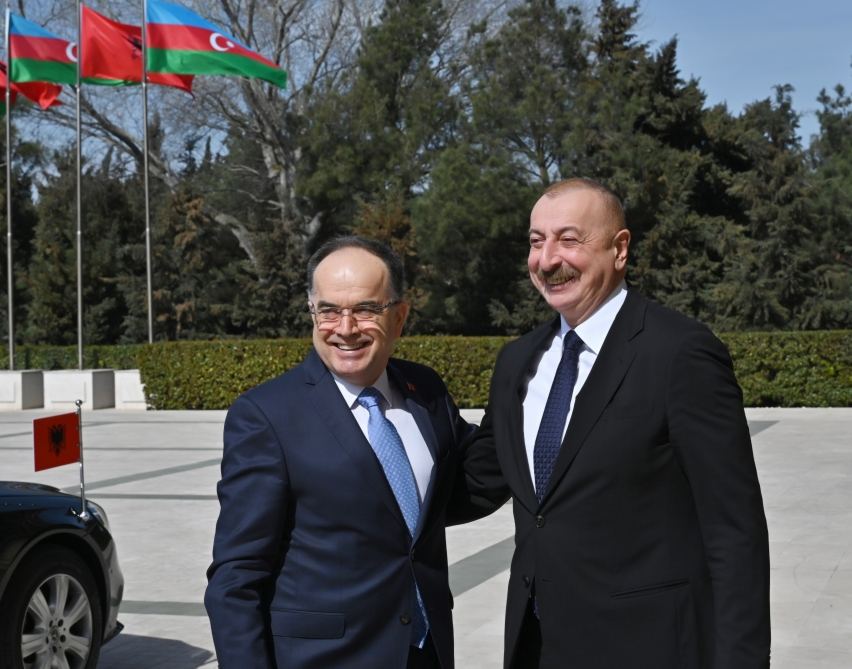 Prezident İlham Əliyev Albaniya Prezidenti Bayram Beqay ilə görüşüb (FOTO/VİDEO) (YENİLƏNİB)