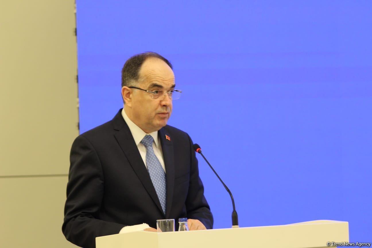 Heydər Əliyev qlobal səviyyədə görkəmli şəxsiyyət idi - Bayram Beqay
