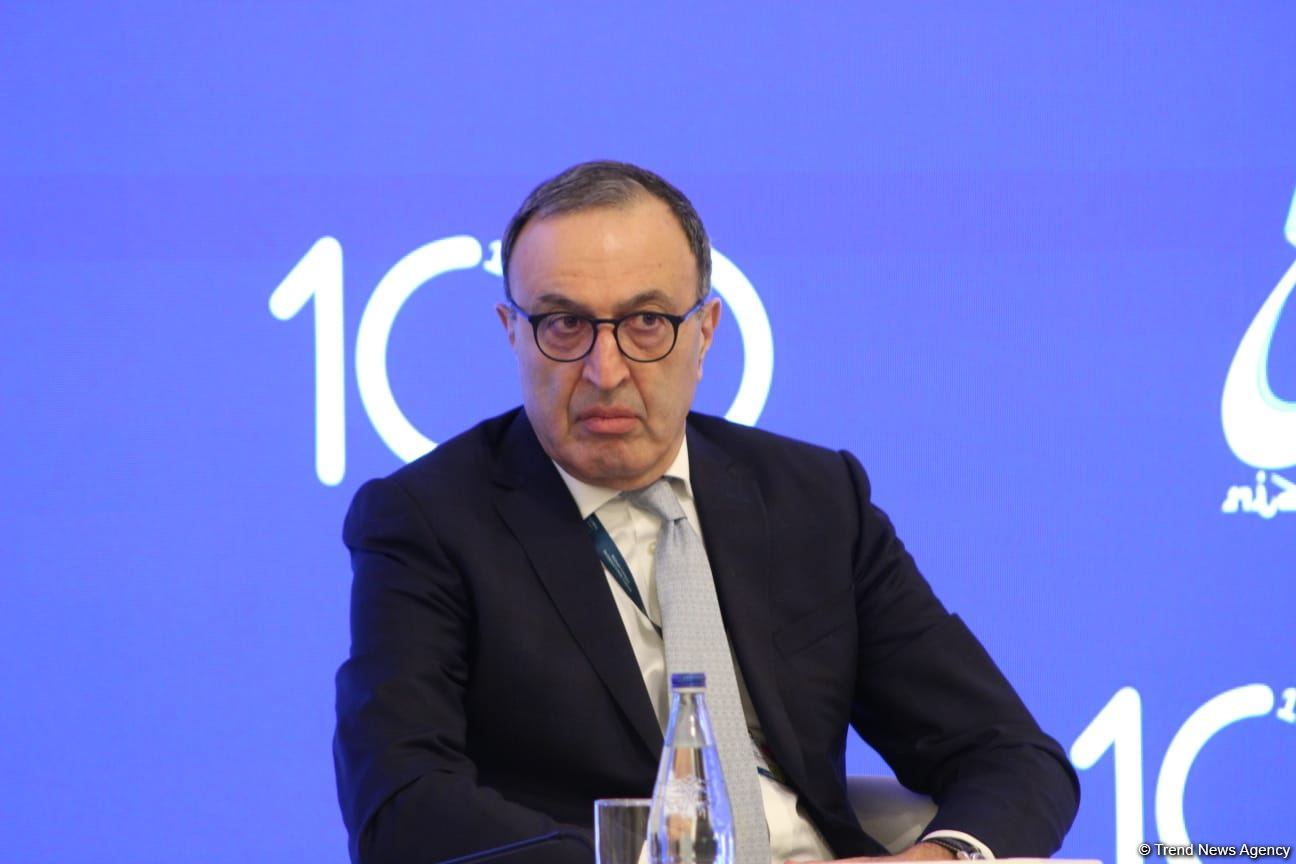 Bakıda “Heydər Əliyev 100: Həyatı və irsi” adlı tədbir keçirilir (FOTO)