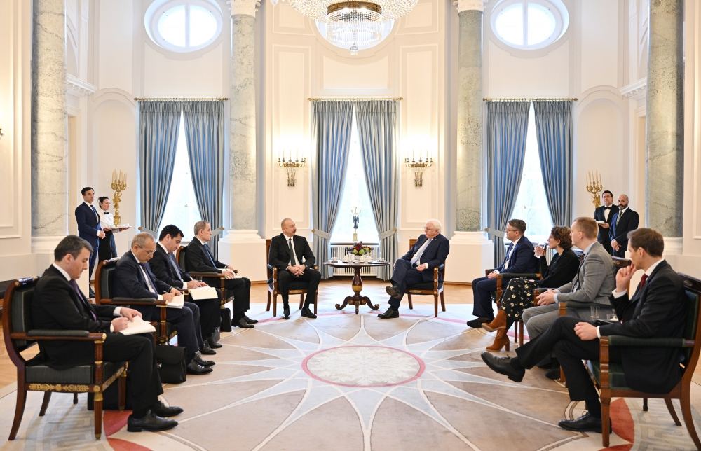 Prezident İlham Əliyev: Sülhməramlıların müvəqqəti yerləşdiyi Azərbaycan ərazilərində Ermənistan silahlı qüvvələrinin mövcudluğu Azərbaycan tərəfini narahat edir
