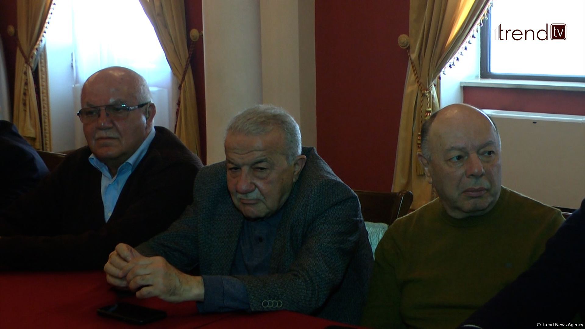 88 yaşını qeyd edən Şamil Süleymanov Yazıçılar Birliyinə üzv seçilib (FOTO/VİDEO)