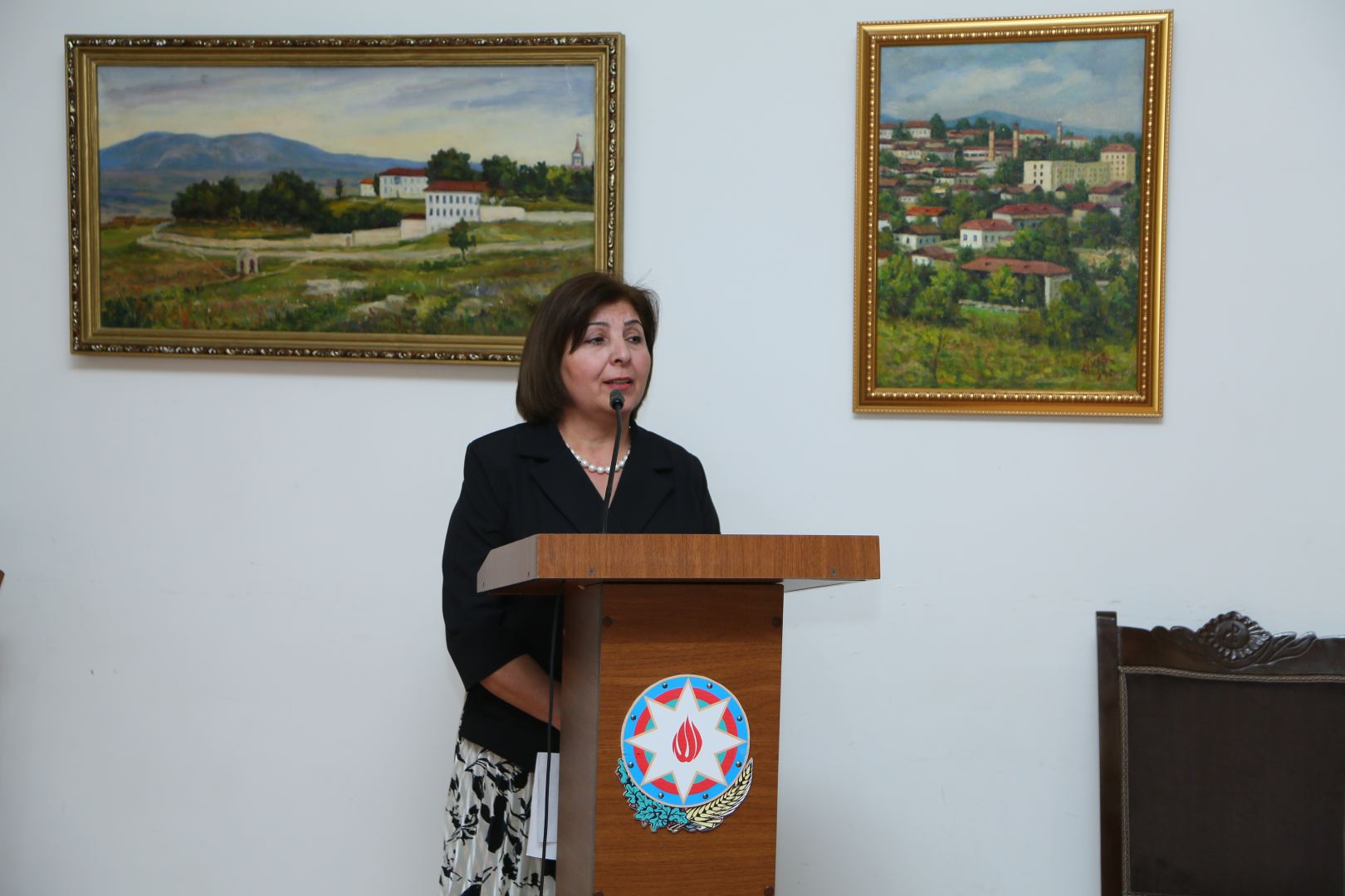 Görkəmli teatr rejissorunun 100 illik yubileyi keçirilib (FOTO)