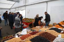 Novruz yarmarkasında qiymətlər necədir? (SİYAHI) (FOTO)