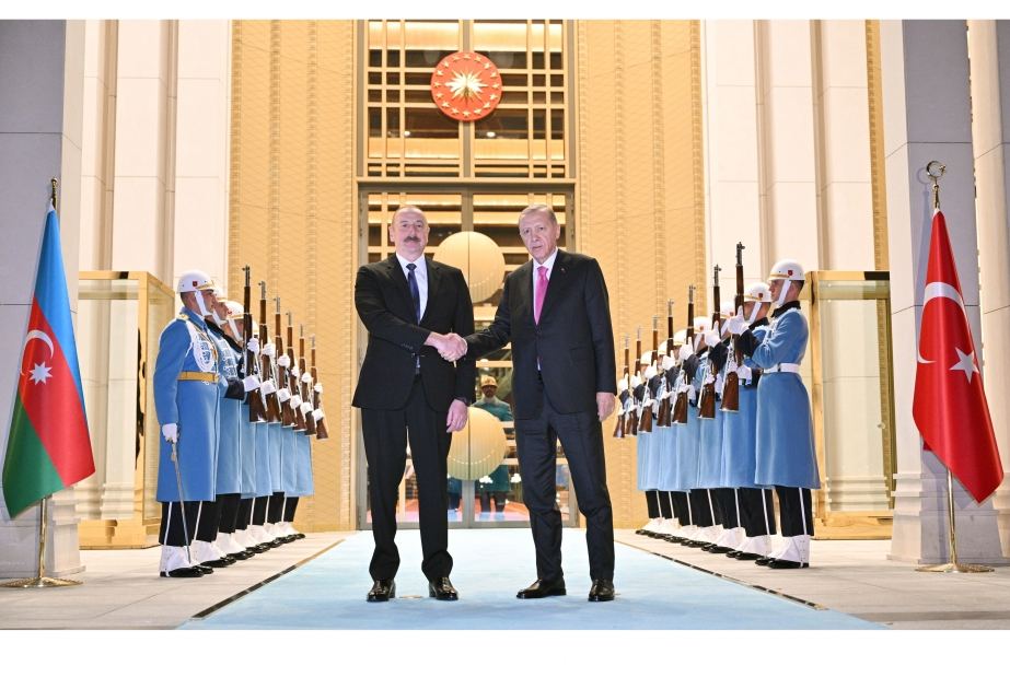 Prezident İlham Əliyevin Türkiyə Prezidenti Rəcəb Tayyib Ərdoğanla görüşü olub (YENİLƏNİB-2) (FOTO/VİDEO)
