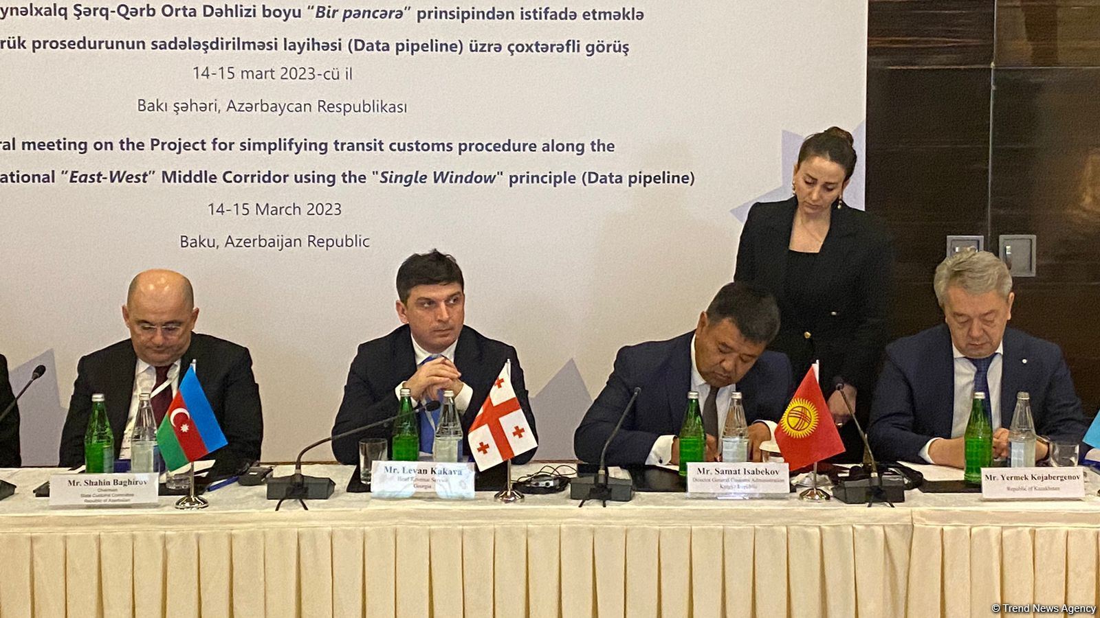 Transxəzər Şərq-Qərb Dəhlizi ilə tranzitin sadələşdirilməsi üzrə sənəd imzalanıb (FOTO)