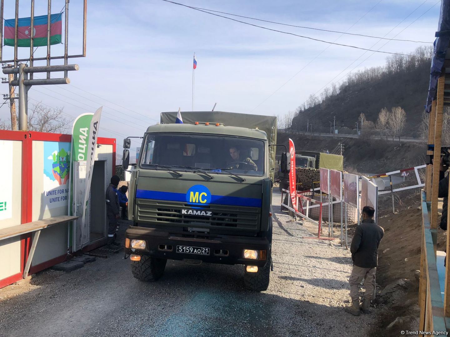 Sülhməramlılara aid daha 7 maşın Laçın yolundan maneəsiz keçib (FOTO)