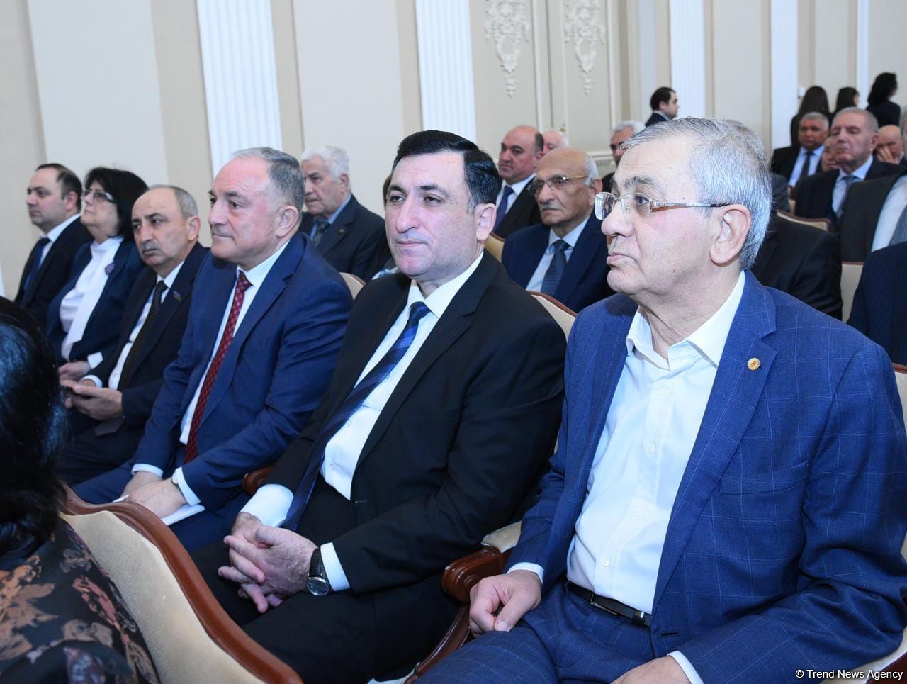 AMEA-nın Ümumi yığıncağı keçirilir (FOTO)