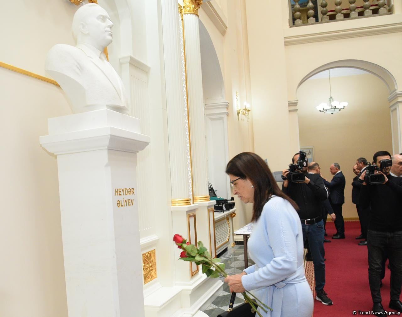 AMEA-nın Ümumi yığıncağı keçirilir (FOTO)