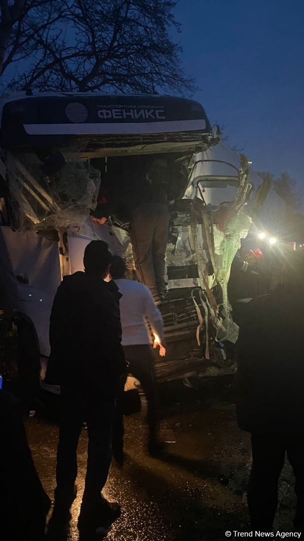 Bakı-Xaçmaz yolunda ağır qəza: ölənlər var (FOTO)