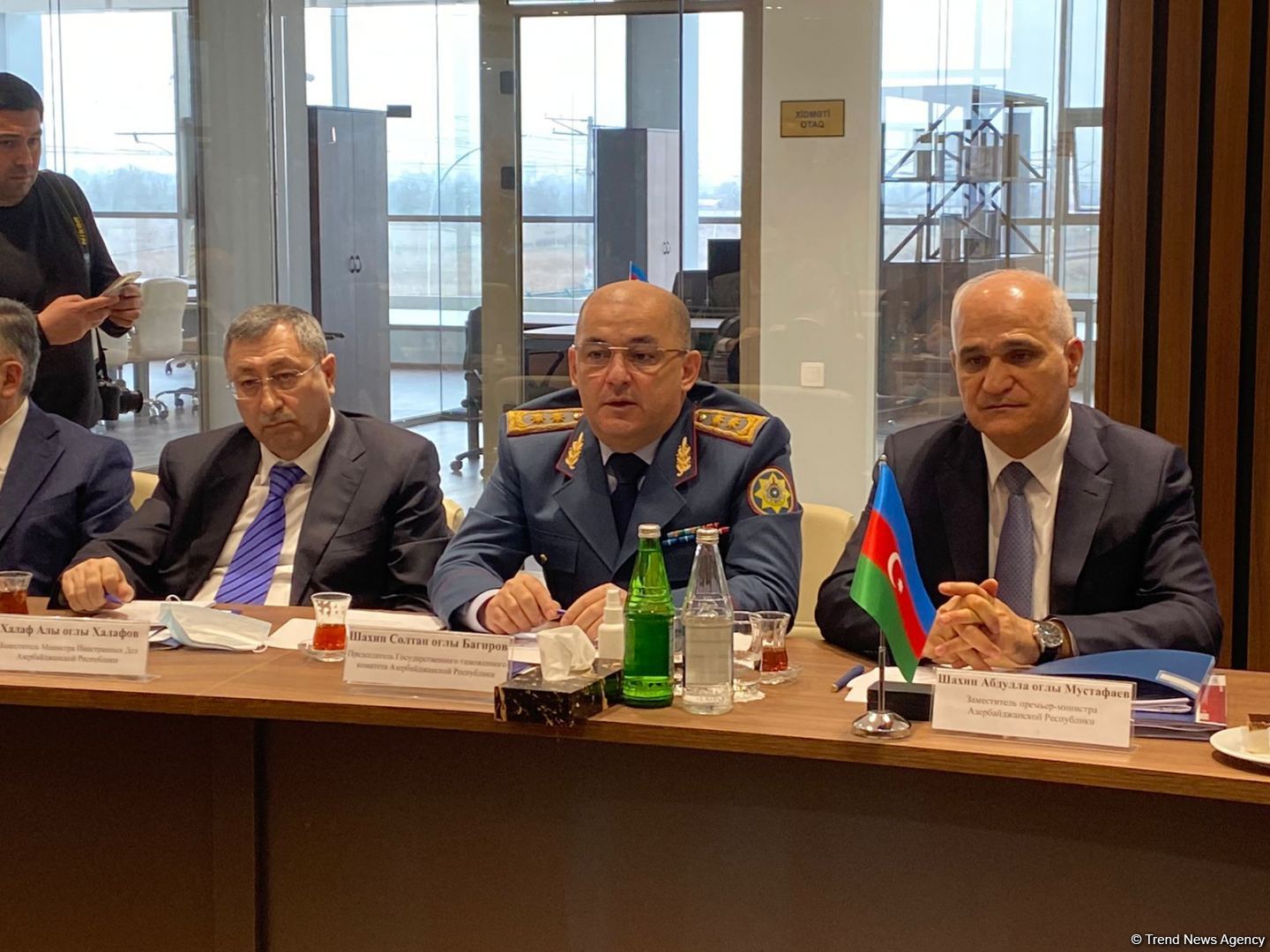Xanoba gömrük məntəqəsinin buraxılış qabiliyyəti gündə min yük maşını təşkil edir