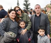 Prezident İlham Əliyev və Birinci xanım Mehriban Əliyeva Talış kəndinin sakinləri ilə görüşüb söhbət ediblər (FOTO)