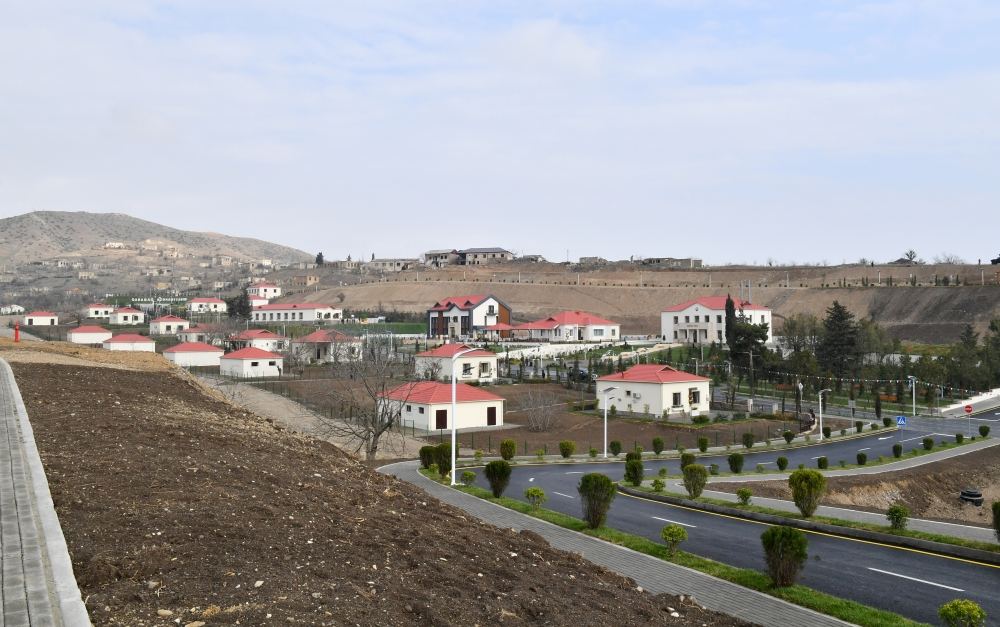 Prezident İlham Əliyev və Birinci xanım Mehriban Əliyeva Tərtər rayonuna səfər ediblər (FOTO/VİDEO) (YENİLƏNİB-2)