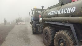 Sülhməramlılara aid 27 maşın Laçın yolundan maneəsiz keçib (FOTO)