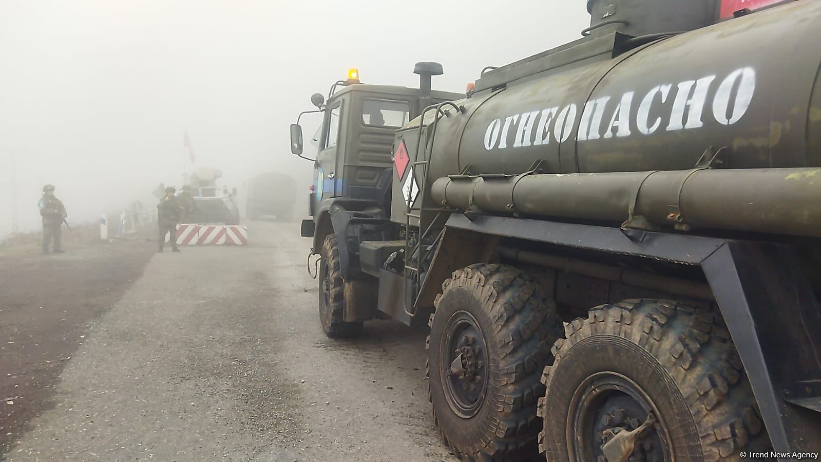 Sülhməramlılara aid 27 maşın Laçın yolundan maneəsiz keçib (FOTO)