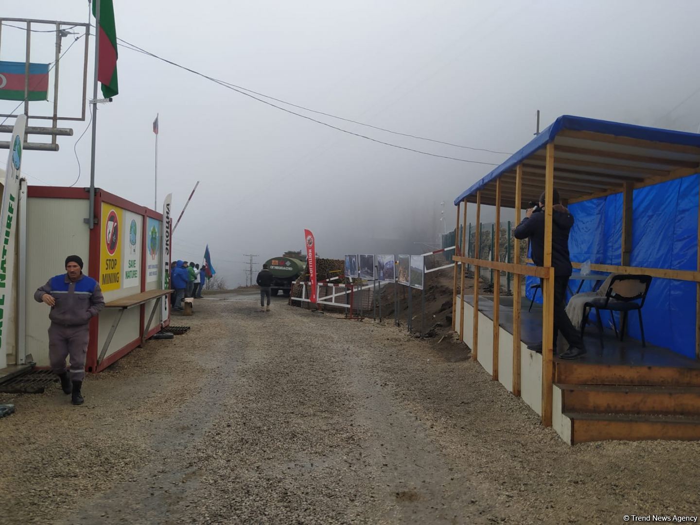Sülhməramlılara aid nəqliyyat karvanı Laçın yolundan maneəsiz keçib (FOTO)