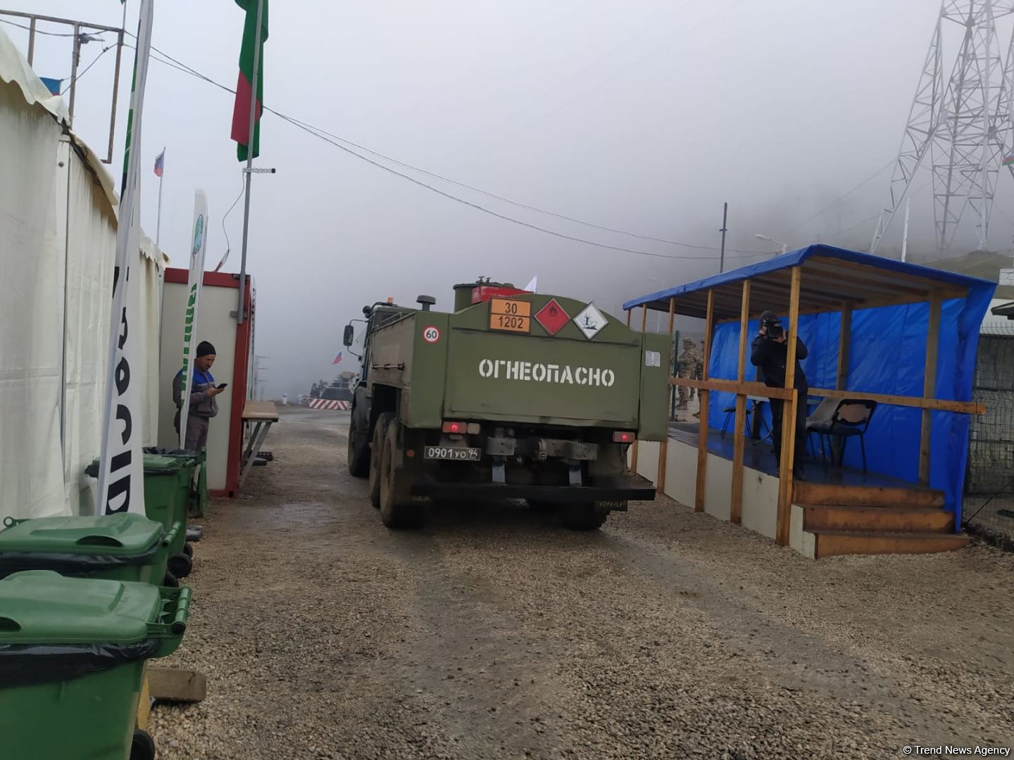 Sülhməramlılara aid nəqliyyat karvanı Laçın yolundan maneəsiz keçib (FOTO)