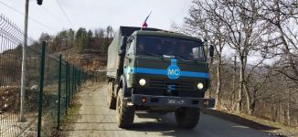 Sülhməramlılara aid 24 maşın Laçın yolundan maneəsiz keçib (FOTO)