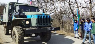 Sülhməramlılara aid 24 maşın Laçın yolundan maneəsiz keçib (FOTO)