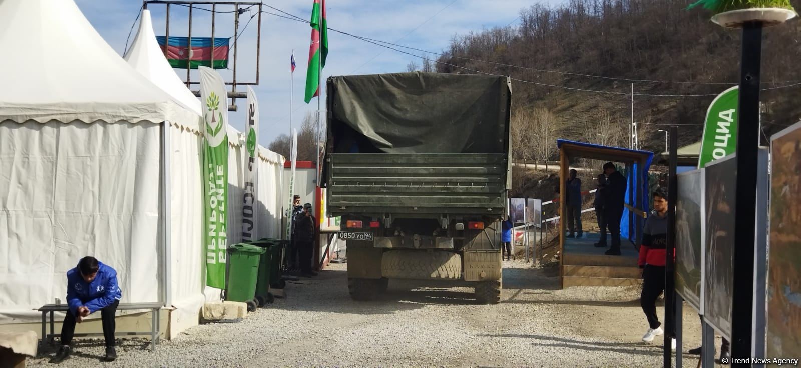 Sülhməramlılara aid 24 maşın Laçın yolundan maneəsiz keçib (FOTO)