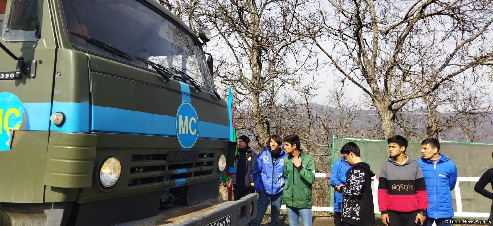 Sülhməramlılara aid 24 maşın Laçın yolundan maneəsiz keçib (FOTO)