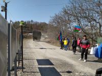 Sülhməramlılara aid 30 maşın Laçın yolundan maneəsiz keçib (FOTO)