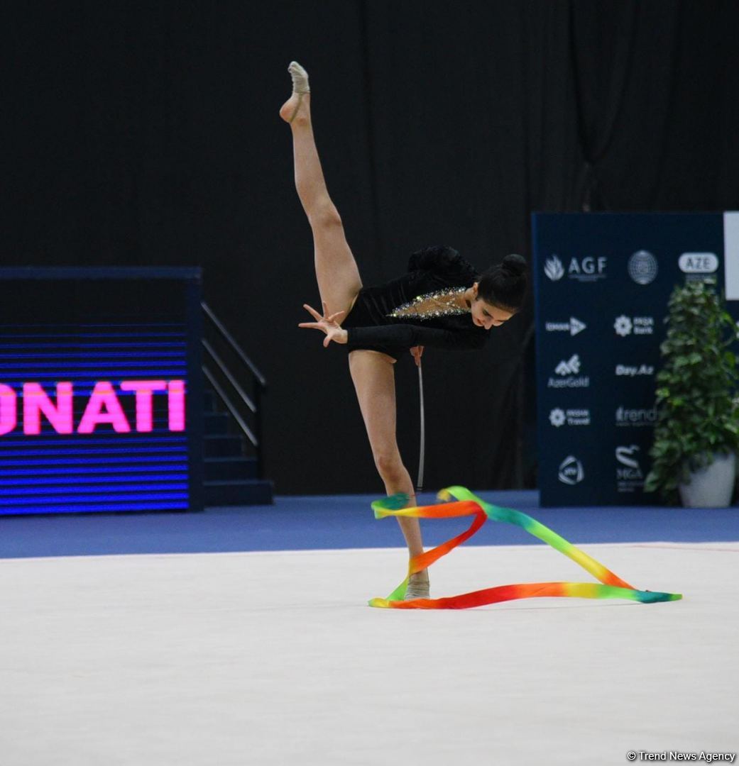 Bakıda bədii gimnastika üzrə 28-ci Azərbaycan çempionatı başlayıb (FOTO)