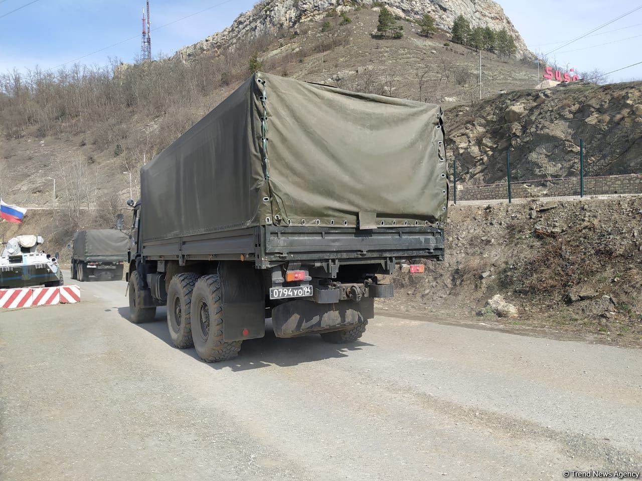 Sülhməramlılara aid 19 maşın Laçın yolundan maneəsiz keçib (FOTO)