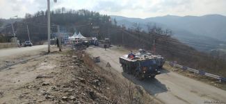 Sülhməramlılara aid avtomobil karvanı Laçın yolundan maneəsiz keçib (FOTO)