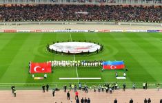 Prezident İlham Əliyev və Birinci xanım Mehriban Əliyeva “Qarabağ” və “Qalatasaray” komandaları arasında keçirilən xeyriyyə oyununa baxıblar (FOTO/VİDEO) (YENİLƏNİB)