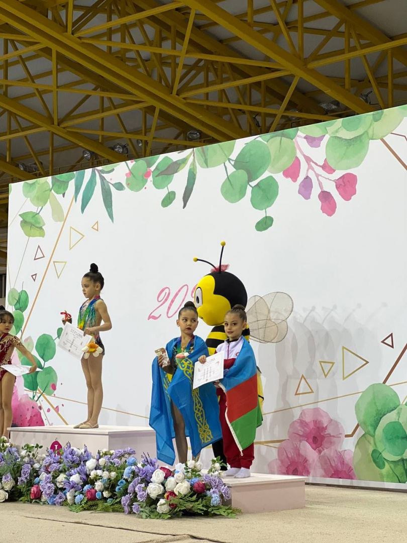 Azərbaycanlı gimnastlar beynəlxalq turnirdə 9 qızıl medal qazanıblar (FOTO)