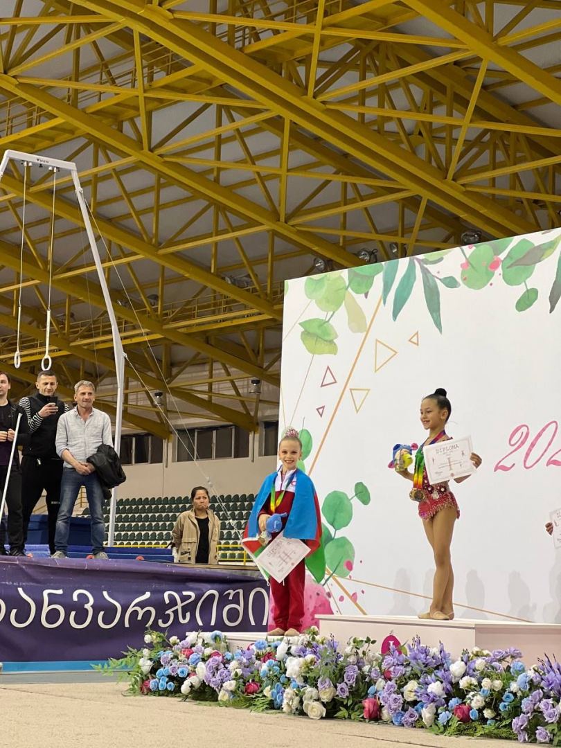 Azərbaycanlı gimnastlar beynəlxalq turnirdə 9 qızıl medal qazanıblar (FOTO)