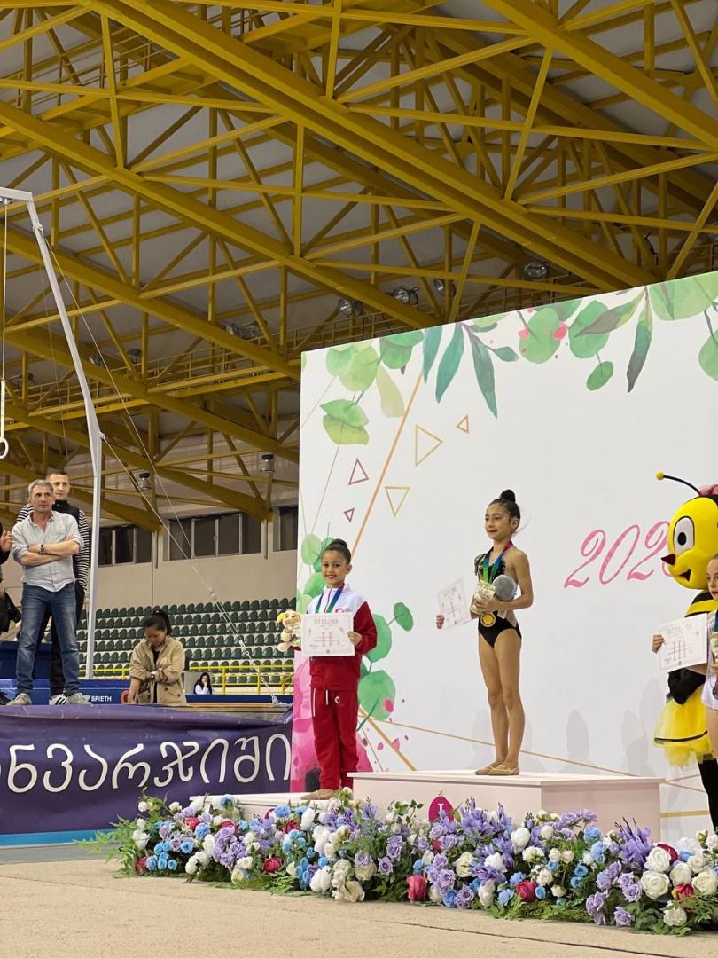 Azərbaycanlı gimnastlar beynəlxalq turnirdə 9 qızıl medal qazanıblar (FOTO)