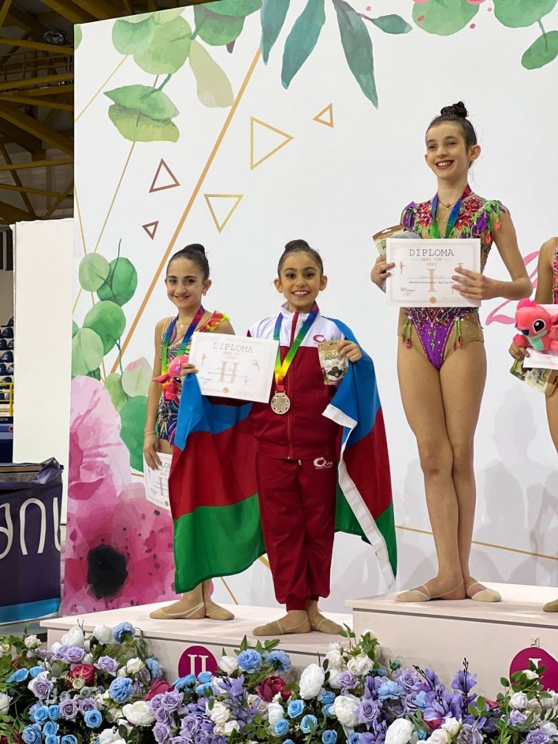 Azərbaycanlı gimnastlar beynəlxalq turnirdə 9 qızıl medal qazanıblar (FOTO)