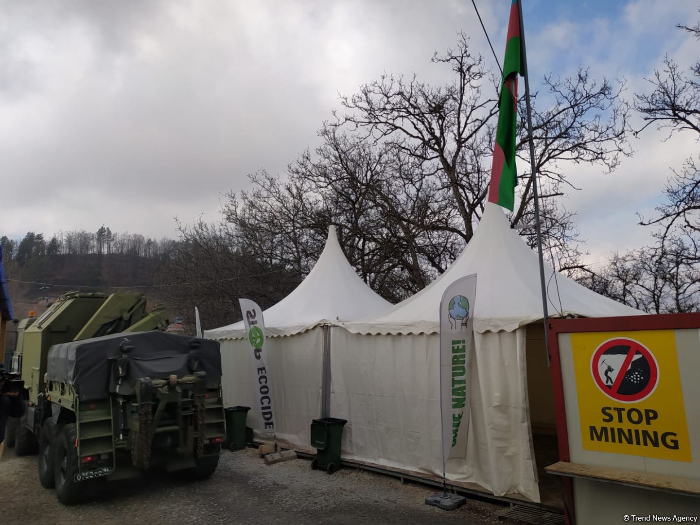 Sülhməramlılara aid 6 avtomobil Laçın yolundan maneəsiz keçib (FOTO)