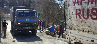 Sülhməramlılara aid 29 avtomobil Laçın yolundan maneəsiz keçib (FOTO)