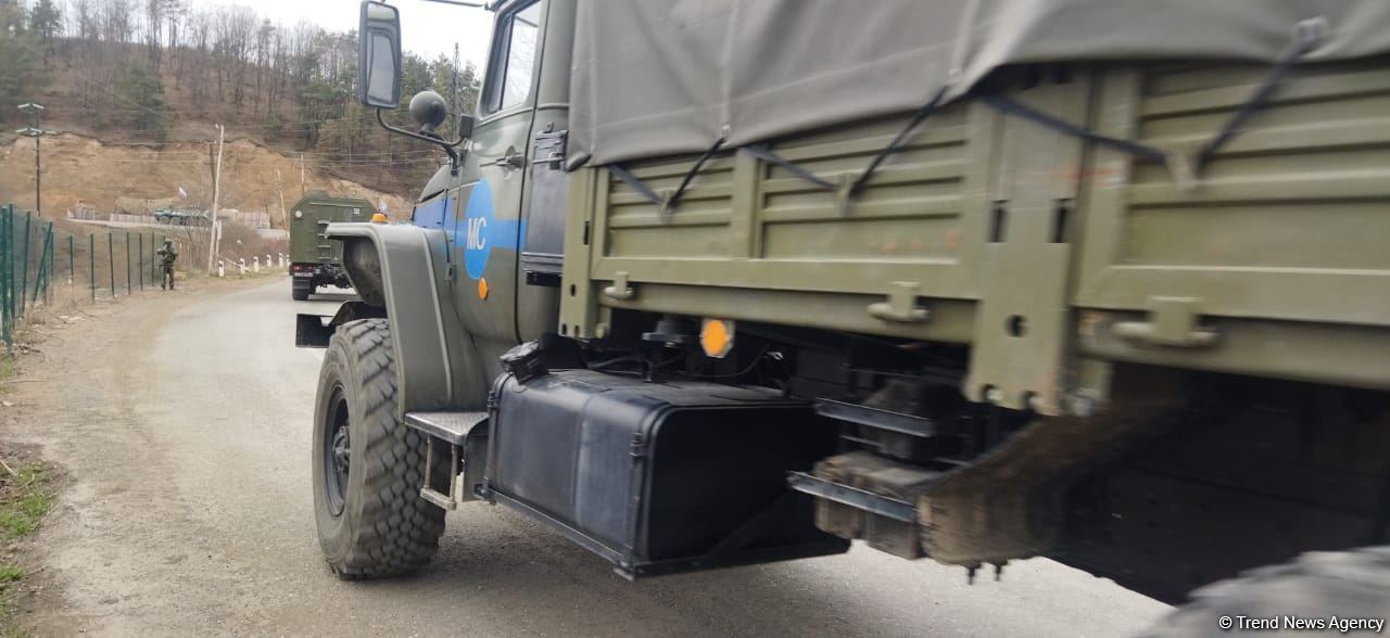 Sülhməramlılara aid iki yük avtomobili Laçın yolundan maneəsiz keçib (FOTO)