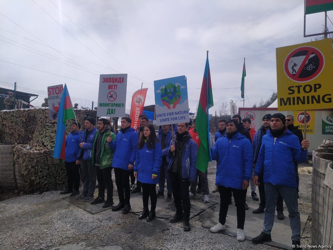 Laçın-Xankəndi yolundakı aksiya 112 gündür davam edir (FOTO)