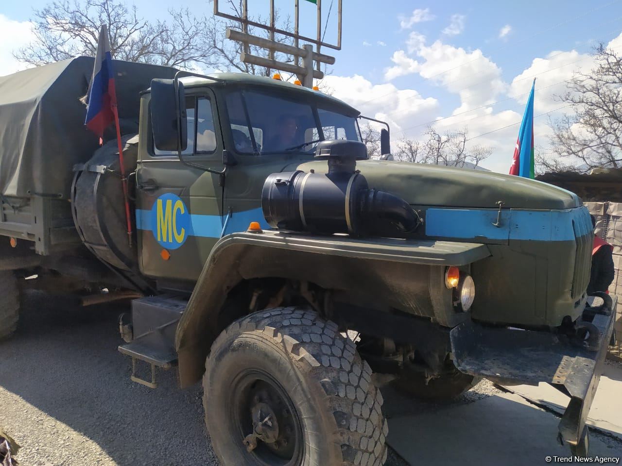 Sülhməramlılara aid 63 maşın Laçın yolundan maneəsiz keçib (FOTO)