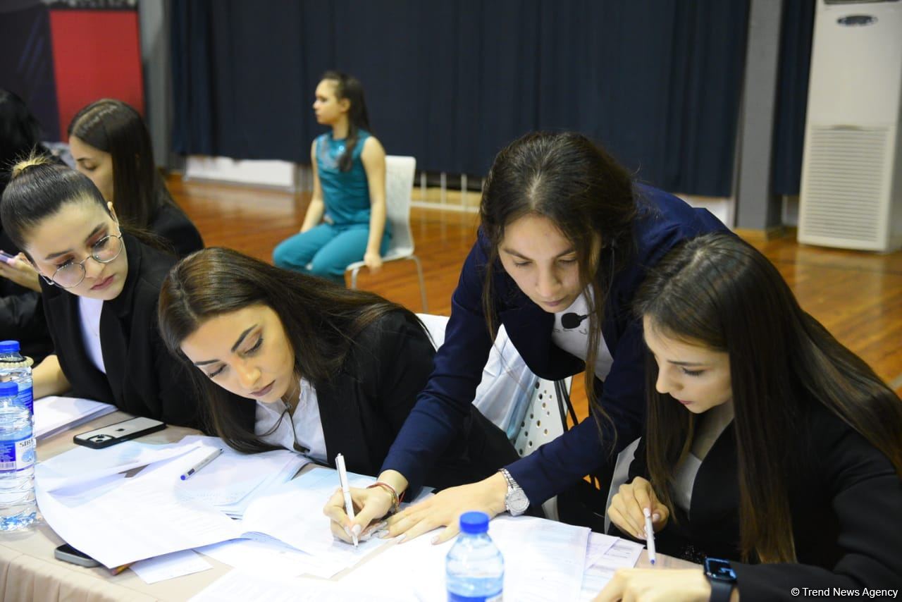 Bakıda “Ocaq Sport” klubunun bədii gimnastika üzrə 2-ci açıq birinciliyinə start verilib (FOTO)