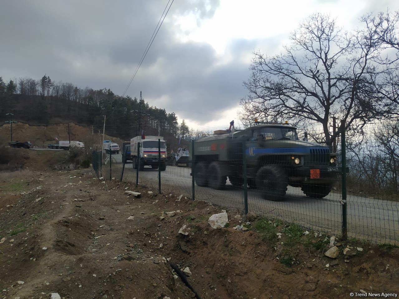 Sülhməramlılara aid 45 maşın Laçın yolundan maneəsiz keçib (FOTO)