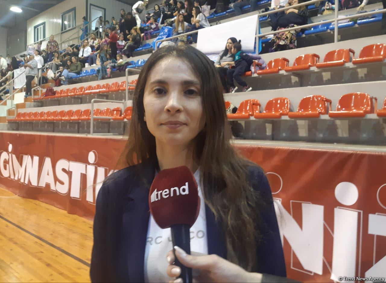 “Ocaq Sport” klubunun bədii gimnastika üzrə açıq birinciliyinin iştirakçıları perspektivli çıxışlar nümayiş etdirir - Vəfa Bəkərova