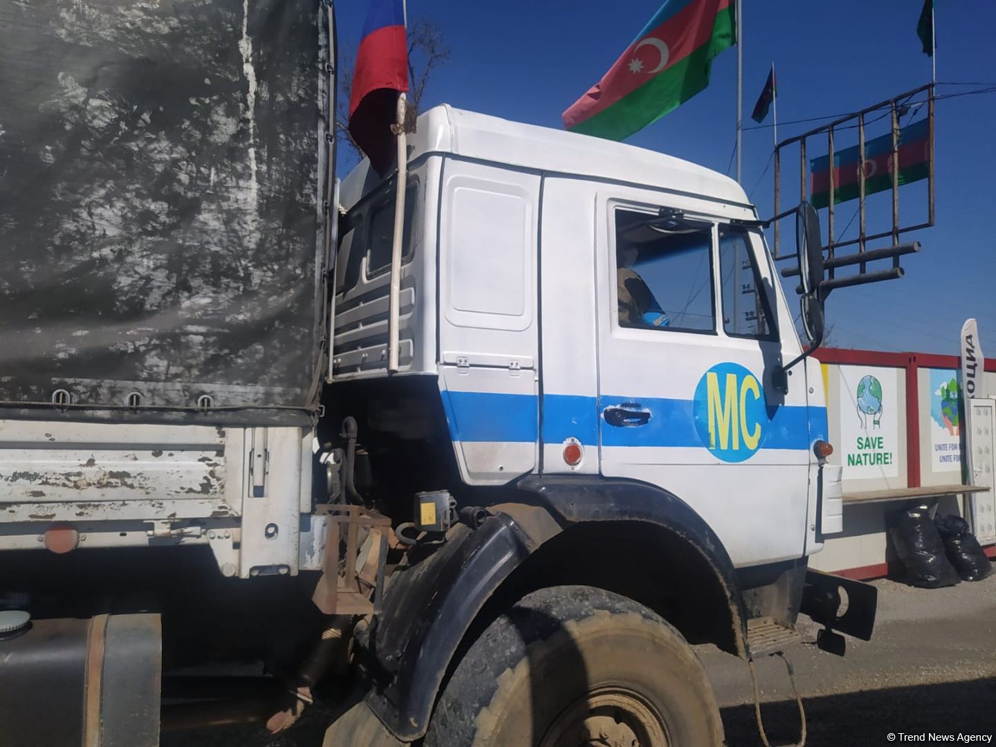 Sülhməramlılara aid 4 maşın Laçın yolundan maneəsiz keçib (FOTO)
